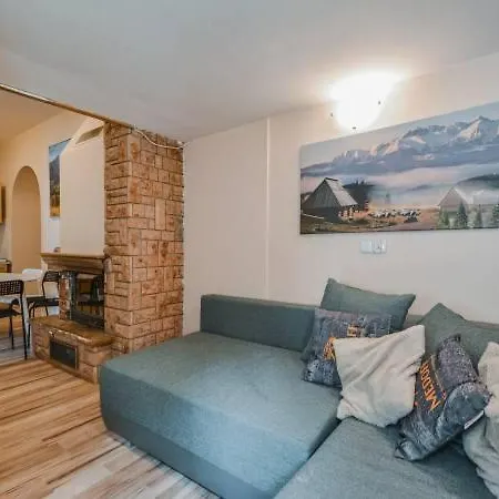 Apartament Góralska Pasja Krupówki 37 *