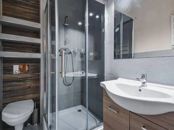 Goralska Pasja Krupowki 37 *